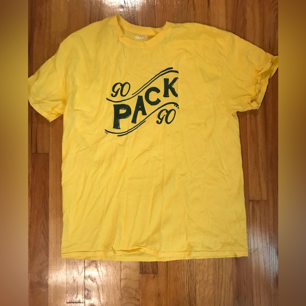 Green Bay Packers tee. Gilden XL